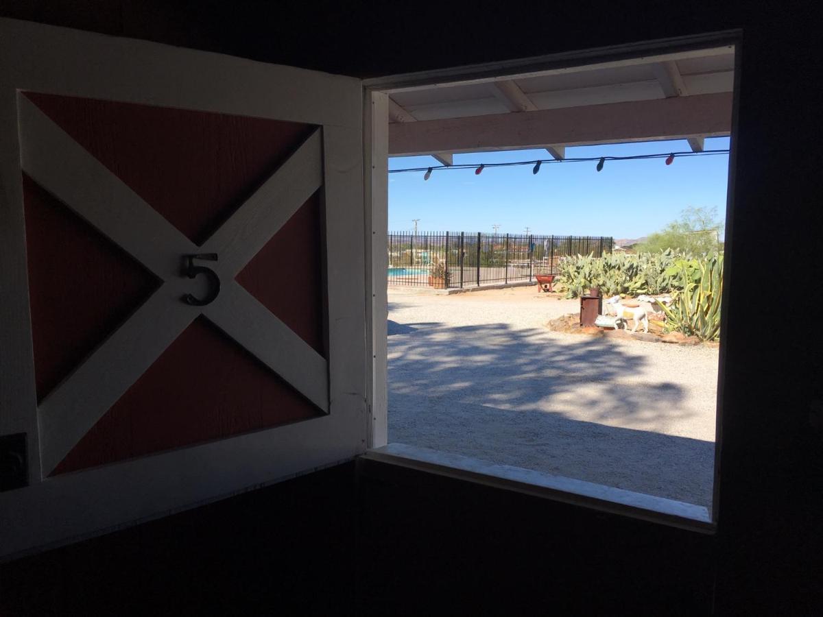 Joshua Tree Ranch Houseモーテル エクステリア 写真