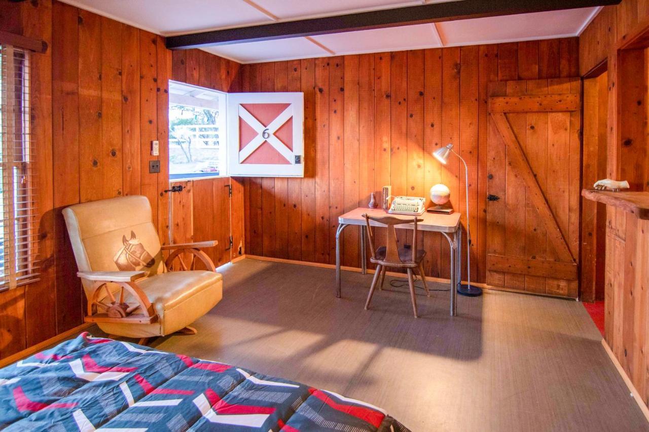 Joshua Tree Ranch Houseモーテル エクステリア 写真