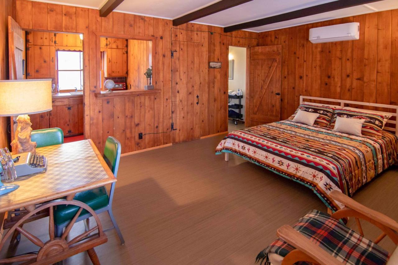Joshua Tree Ranch Houseモーテル エクステリア 写真